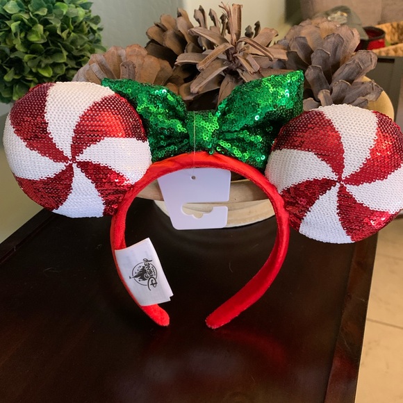 COPY - Minnie Mouse Holiday Sequin Ear Headband for adults - Picture 2 of 3